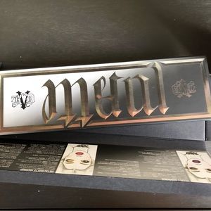 Kat Von D MetalMatte Eyeshadow Palette NEW